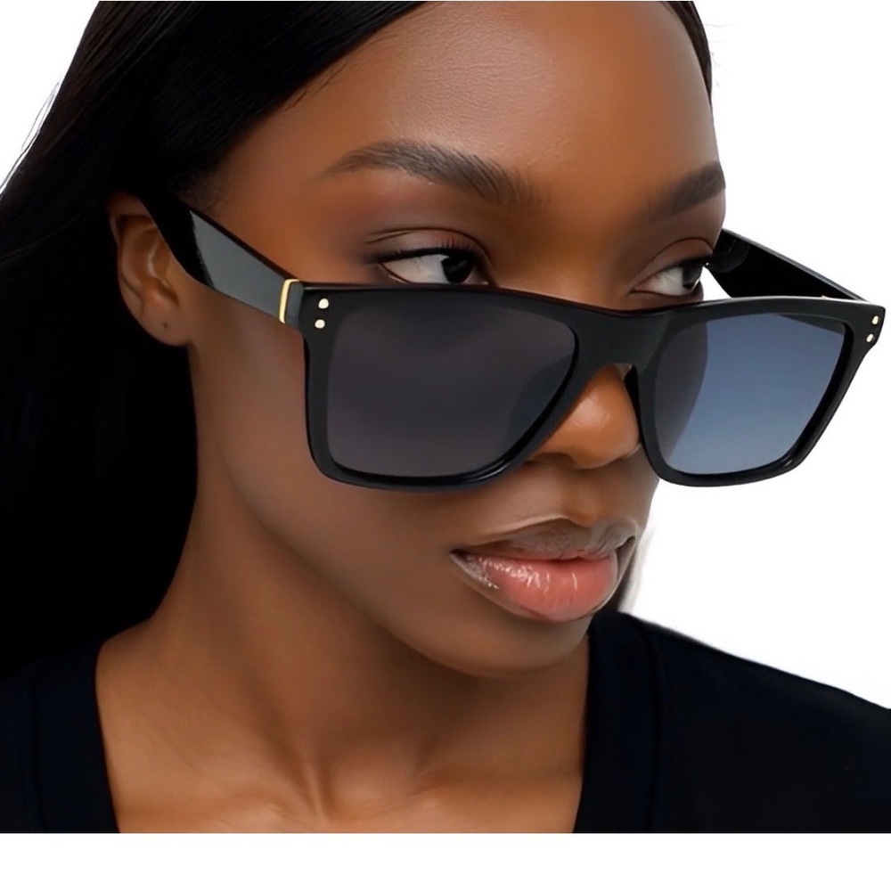Women Black Sunglasses Gold Accent Modern Fashion Sun‎ Glasses Outdoor Driving